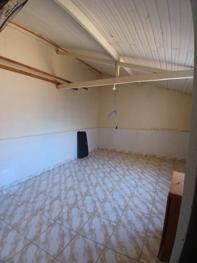 AV. ANTONIA PORTOLEZ, 176