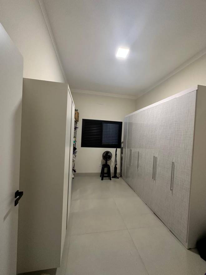 RUA JULIO ALONSO PORTELA, 239