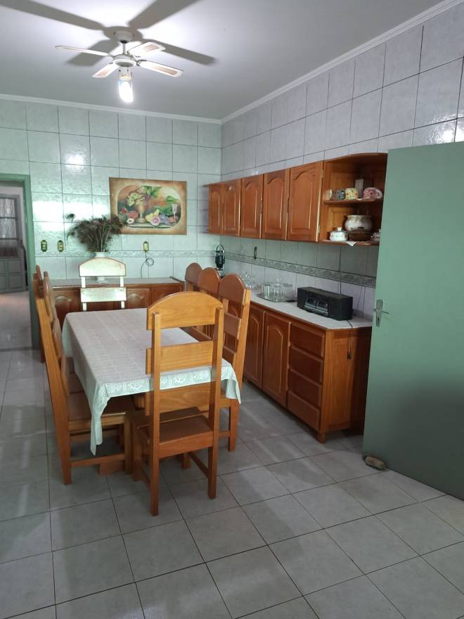 Rua Tupiniquins, 345