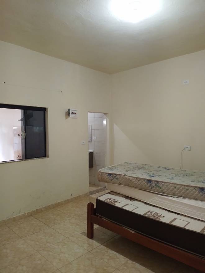 RUA APARECIDO ROBLES, 809