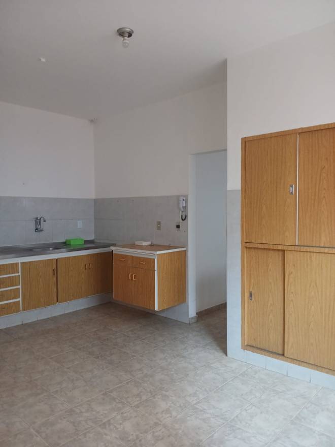 AV SENADOR PIZZA, 600