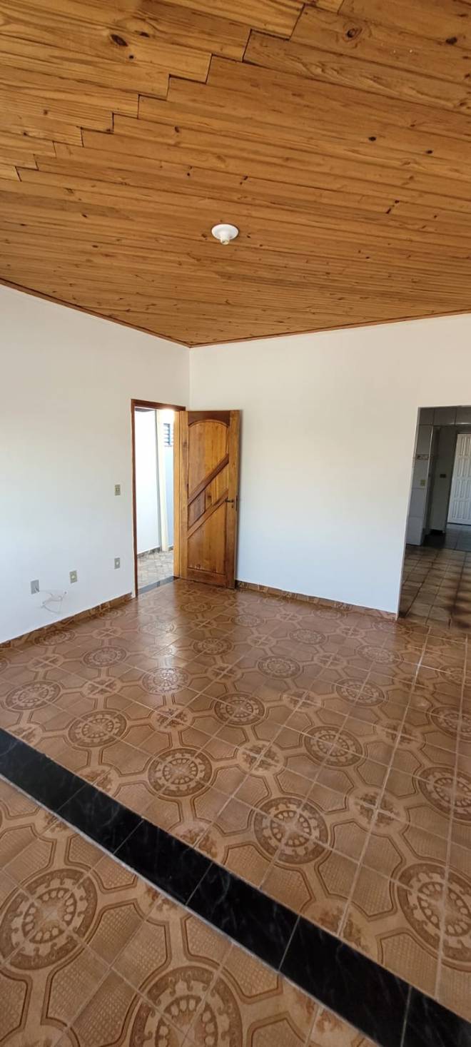 Rua Celso Souza e Silva, 385