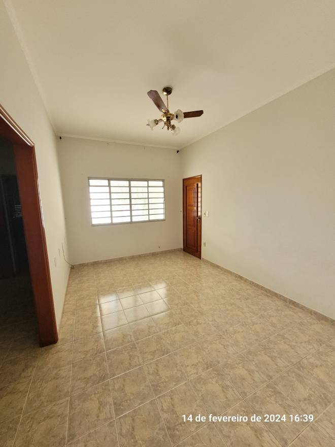 Rua Osvaldo Cruz, 942