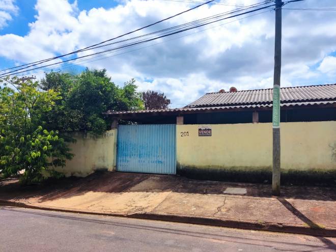 Rua Ezequiel Joaquim de Oliveira, 201