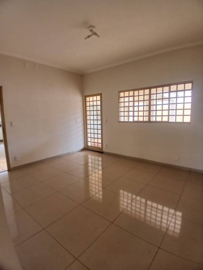 R Antonio jose Gonçalves Fraga, 17