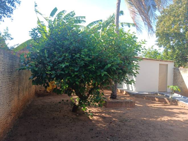 Av. Senador Pizza, 198