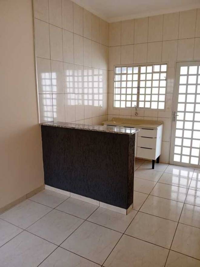 Rua Álvaro Conterato, 251