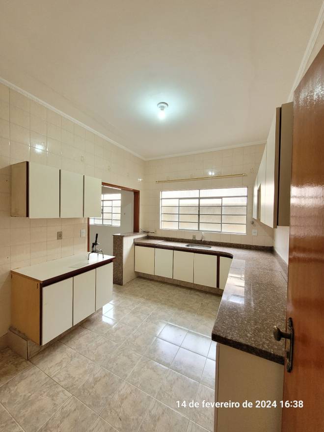 Rua Osvaldo Cruz, 942