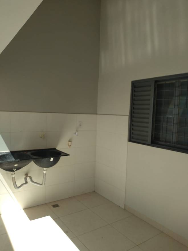 Rua dos Lírios, 36