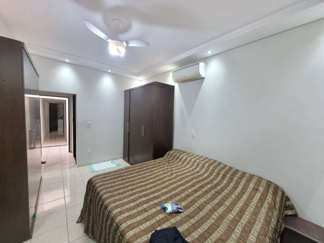 Av Senador Pizza, 170