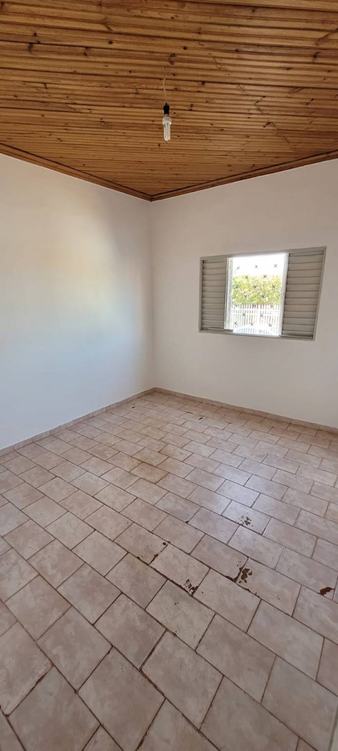 Rua Celso Souza e Silva, 385