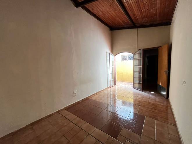 Avenida 9 de Julho, 92 Fundos