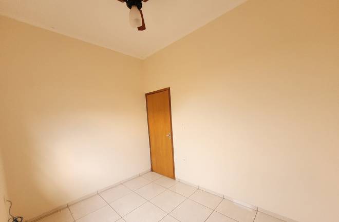 Rua Albano Ferracini ( Fundos), 298 D