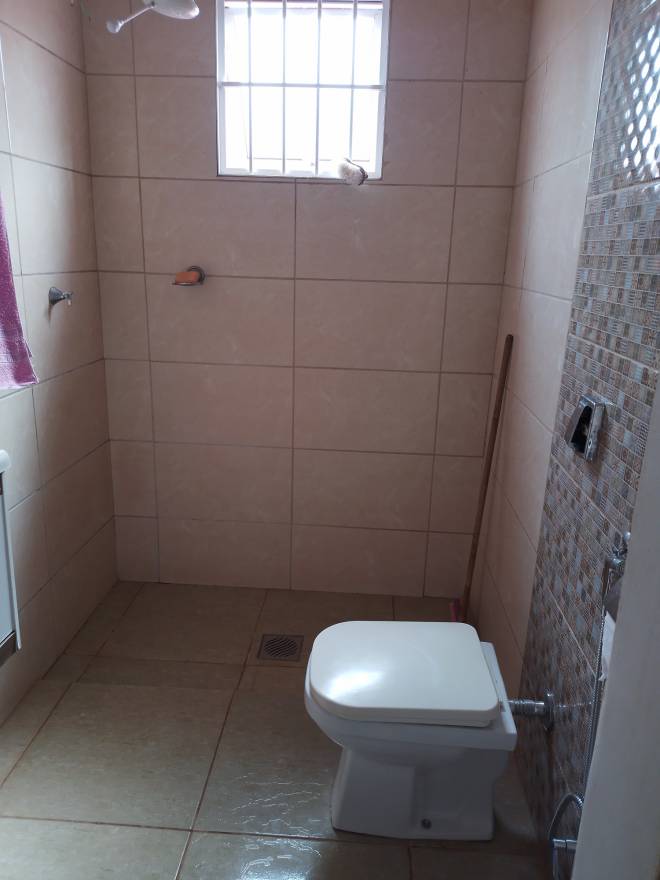 RUA APARECIDO ROBLES, 819