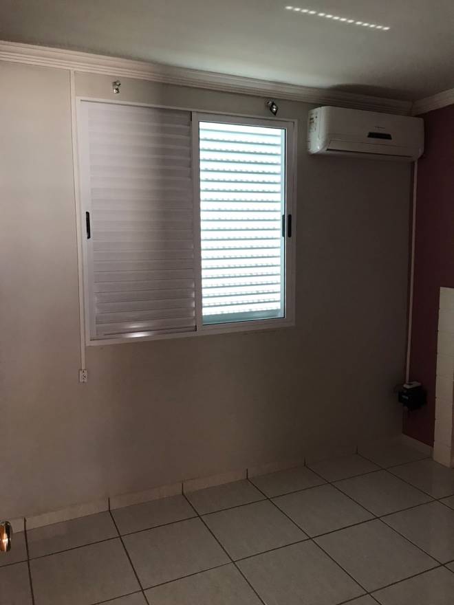 Rua Julio Peruche , Bloco P apto 33, 725