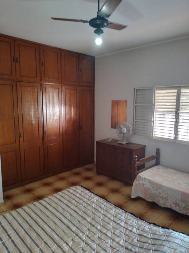 Rua Osvaldo Cruz, 221