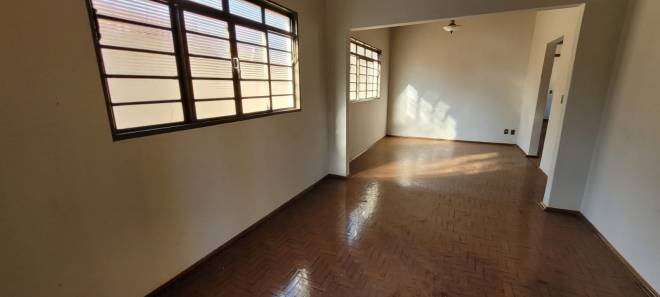 Avenida Antonia Portolez, 189