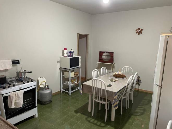 AV. ANTONIA PORTOLEZ, 515