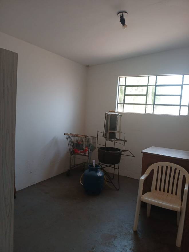 Rua Senador Pizza, 600