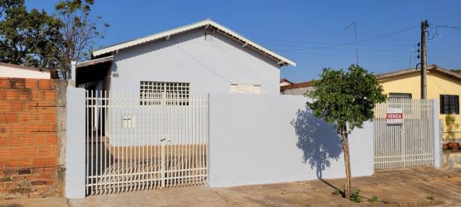 Rua Celso Souza e Silva, 385