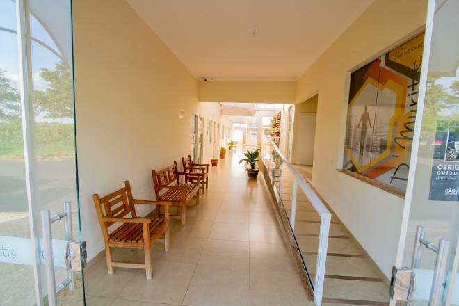 Rua das Tulipas, 591 - Sala 10