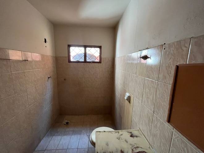 Avenida 9 de Julho, 92 Fundos