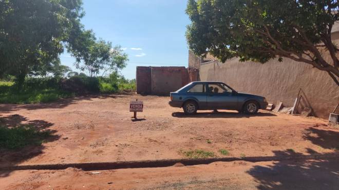 Rua Milton Prez, 300