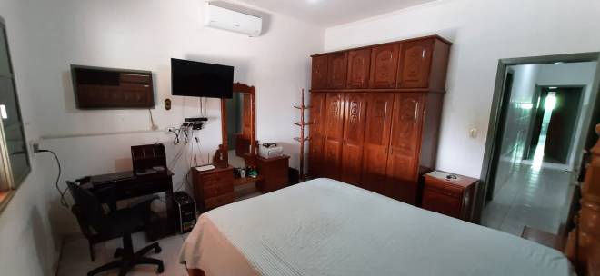 Rua Tupiniquins, 345