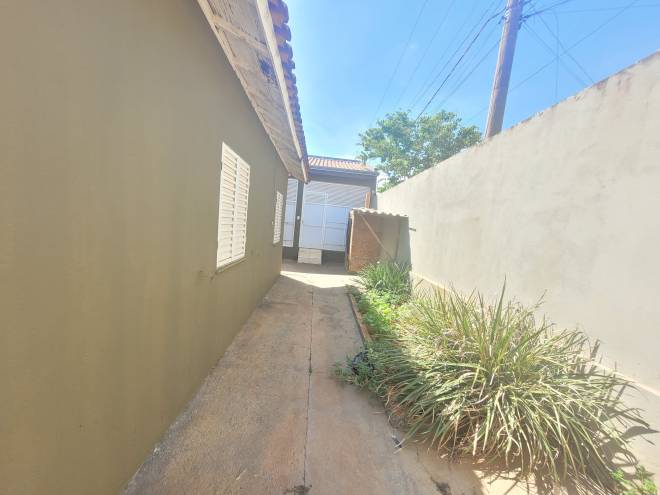 Rua: Pedro Tondelli, 185