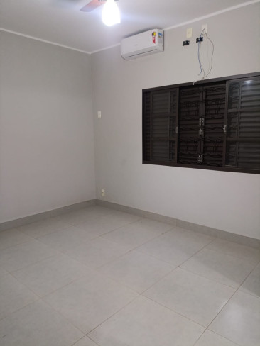 Rua Antônio José Gonçalves Fraga, 425