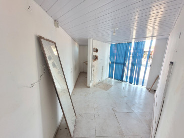 Terminal Rodoviário, Sala 14