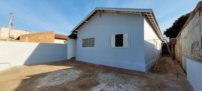 Rua Celso Souza e Silva, 385