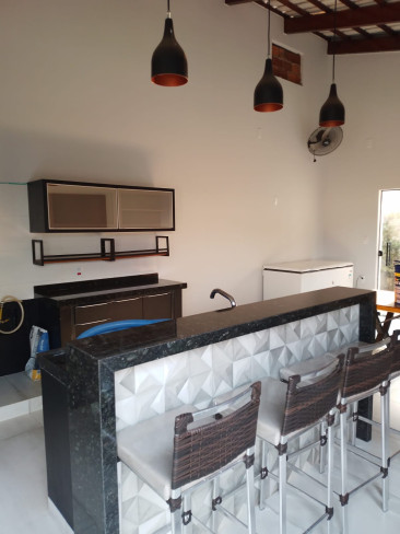 RUA ALBANO FERRACINI, 148