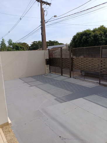 Rua Ilton da Costa Oliveira, 33