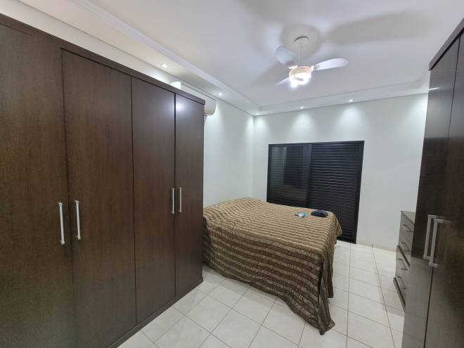 Av Senador Pizza, 170