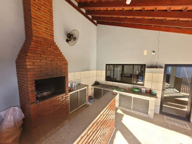 Av Senador Pizza, 170