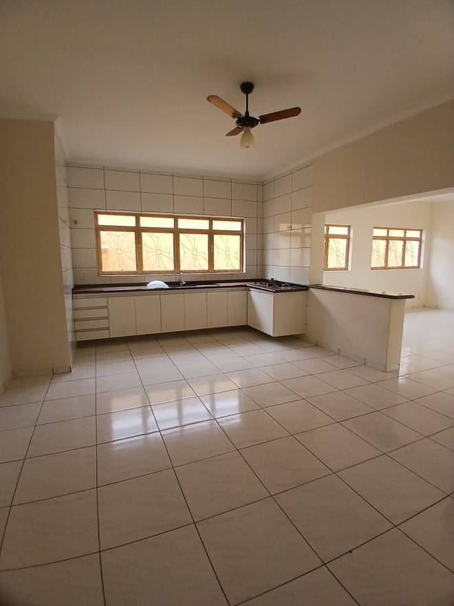 R Antonio jose Gonçalves Fraga, 17