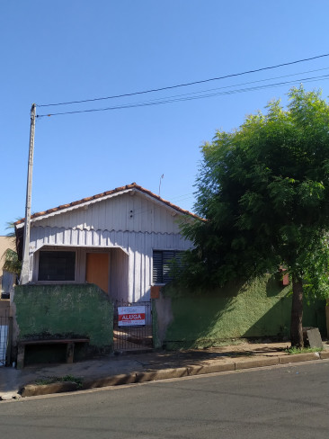 Rua: Duque de Caxias, 271