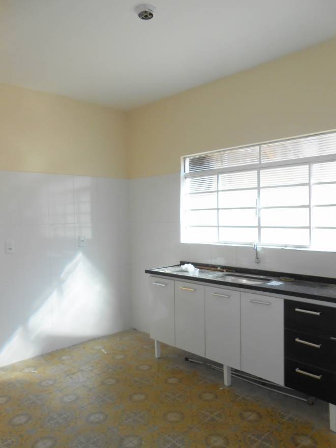 Av. Senador Pizza, 178