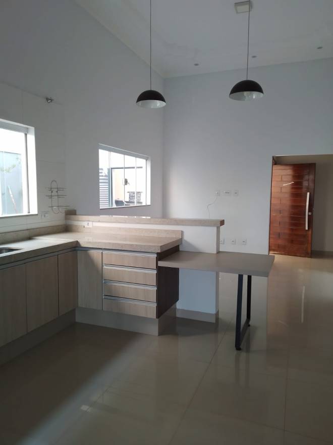 RUA ALBANO FERRACINI, 148