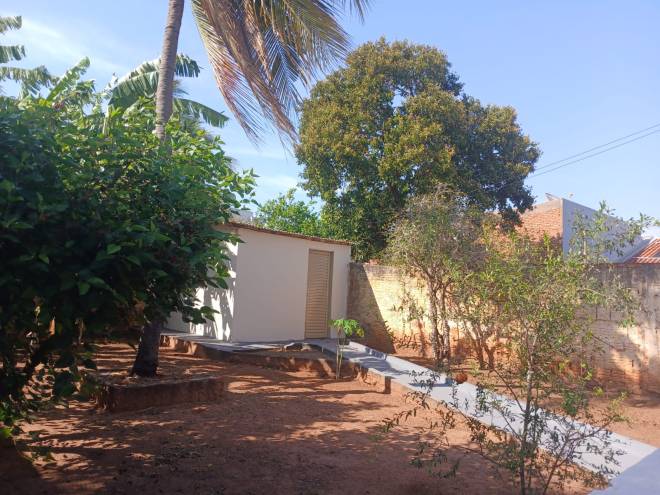 Av. Senador Pizza, 198