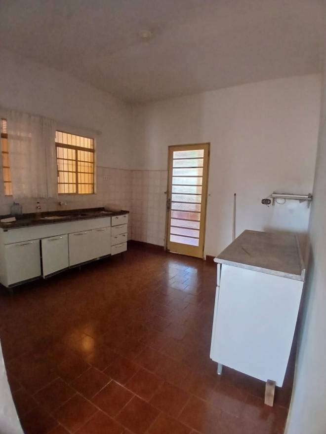 RUA PRINCESA ISABEL, 1011