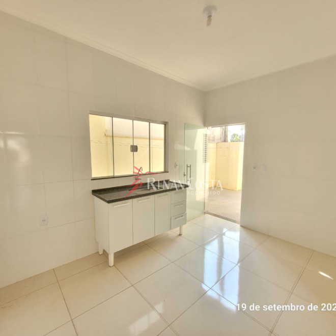 RUA DAS TULIPAS, 825