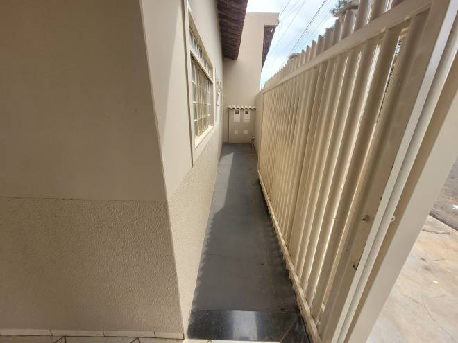 Rua das Tulipas, 245