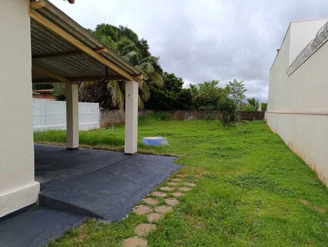 Rua João Moellers, 561