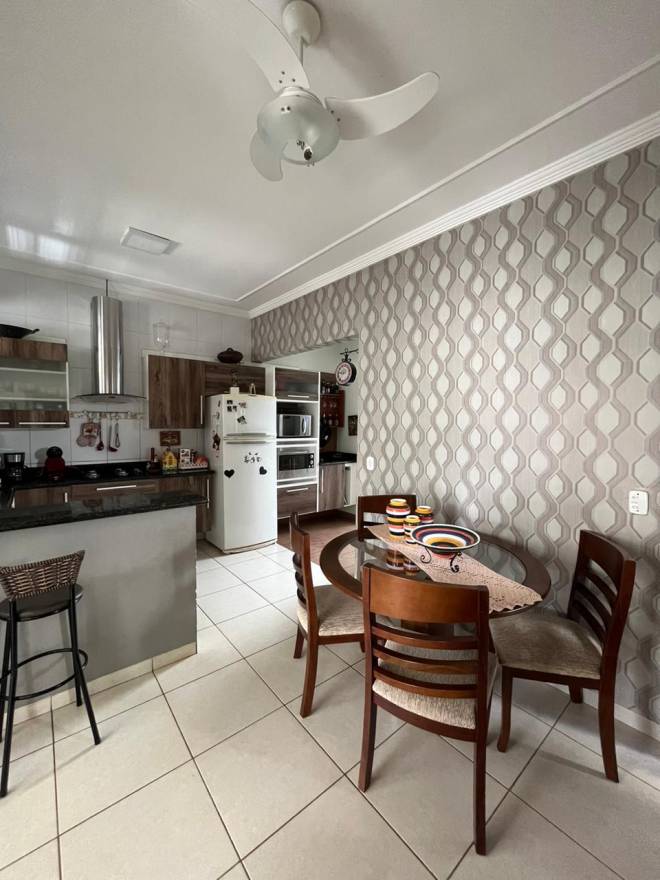 RUA PRESIDENTE ROOSEVELT, 137