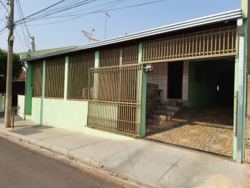 Rua Tupiniquins, 345