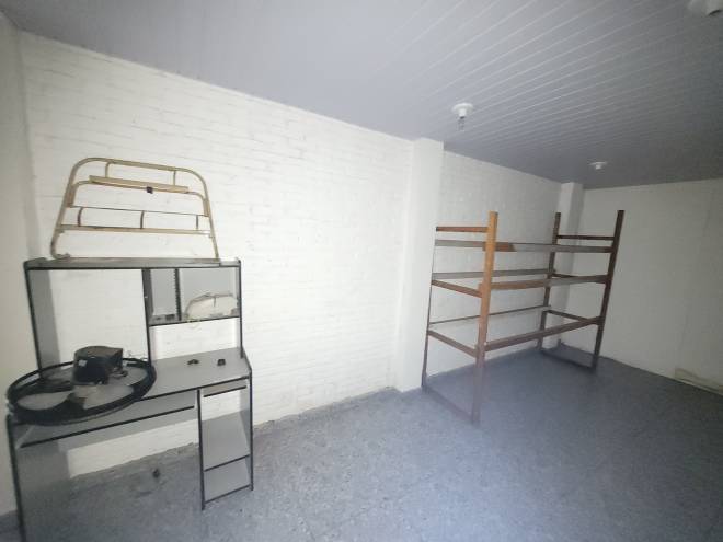 Rua Juvenal Camargo, 803