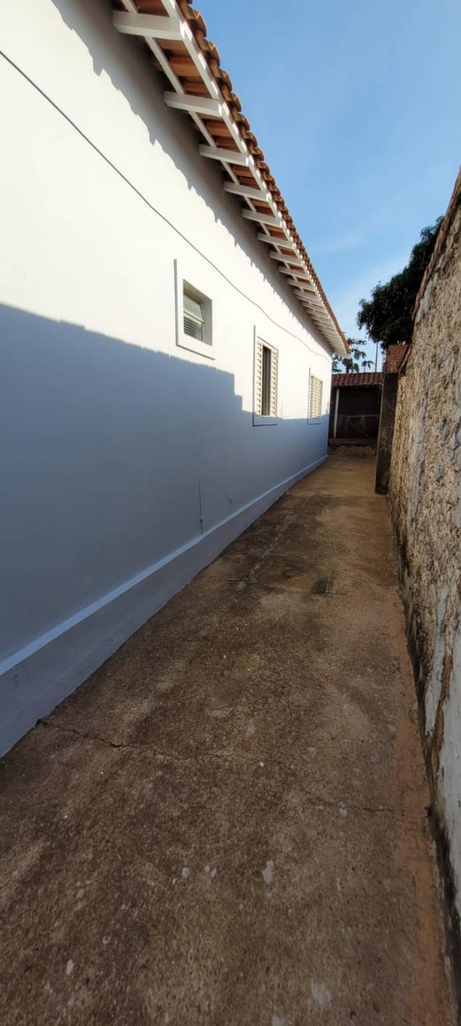 Rua Celso Souza e Silva, 385