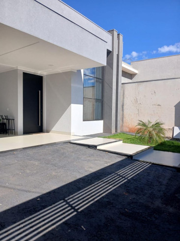 RUA JULIO ALONSO PORTELA, 239